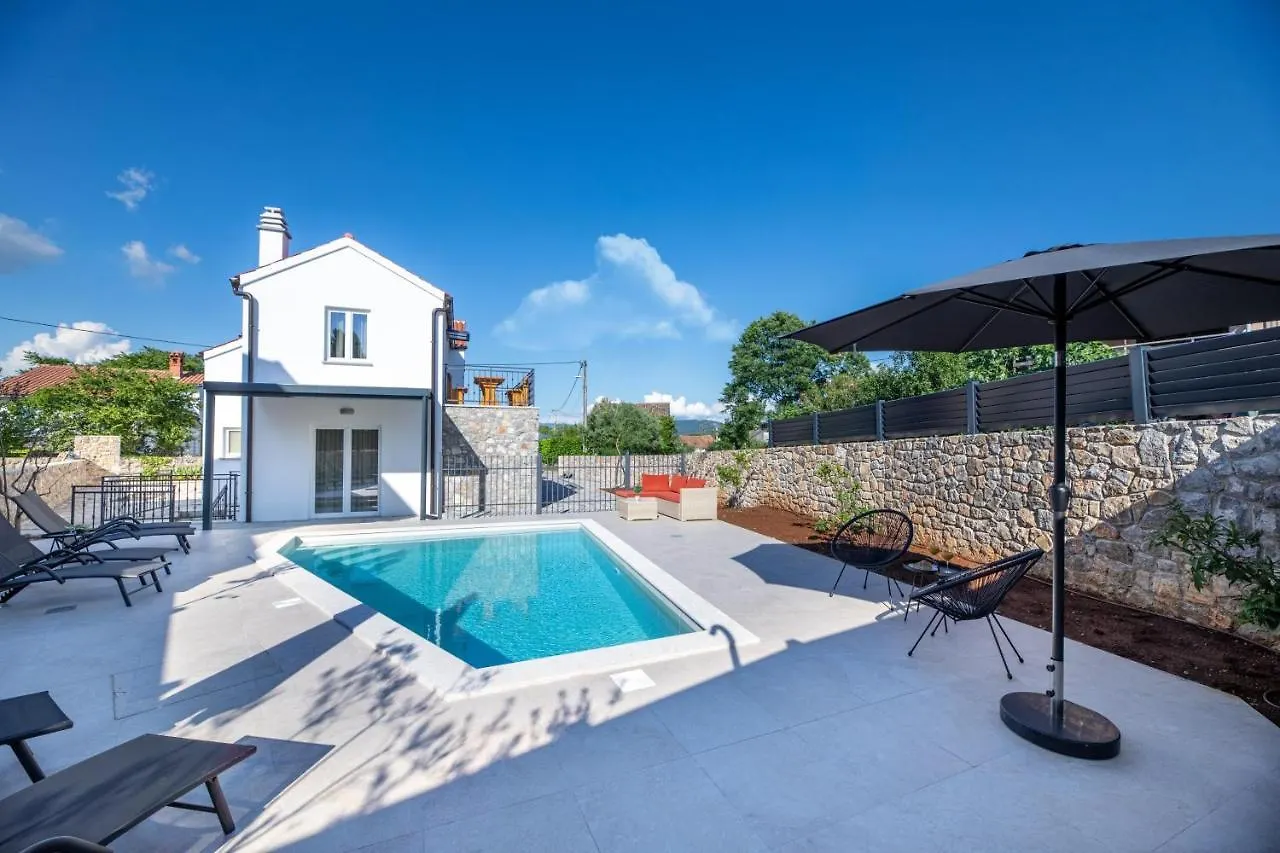 Luxury 5 Stars Villa Berisha Lakmartin