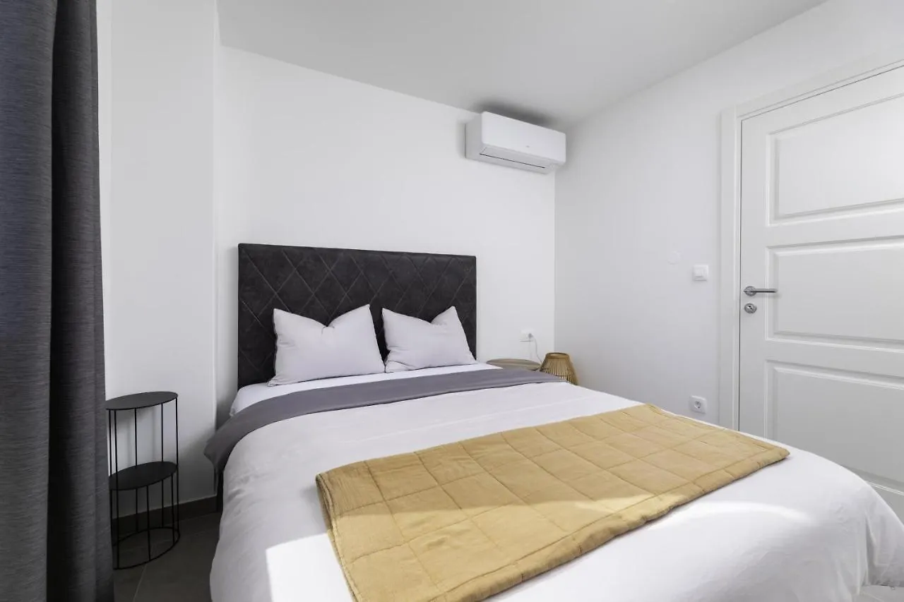 Luxury 5 Stars Villa Berisha Lakmartin